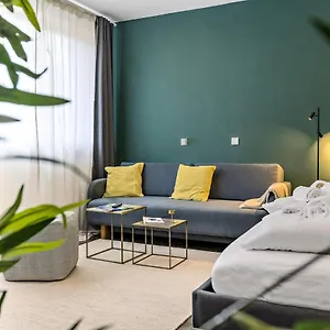 Apartment Luxomes - Spacious For 4 - Kitchen - Parking, Ingolstadt